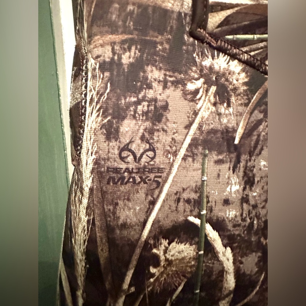 OAKI Kids Neoprene Camo Waders - Picture 5 of 12